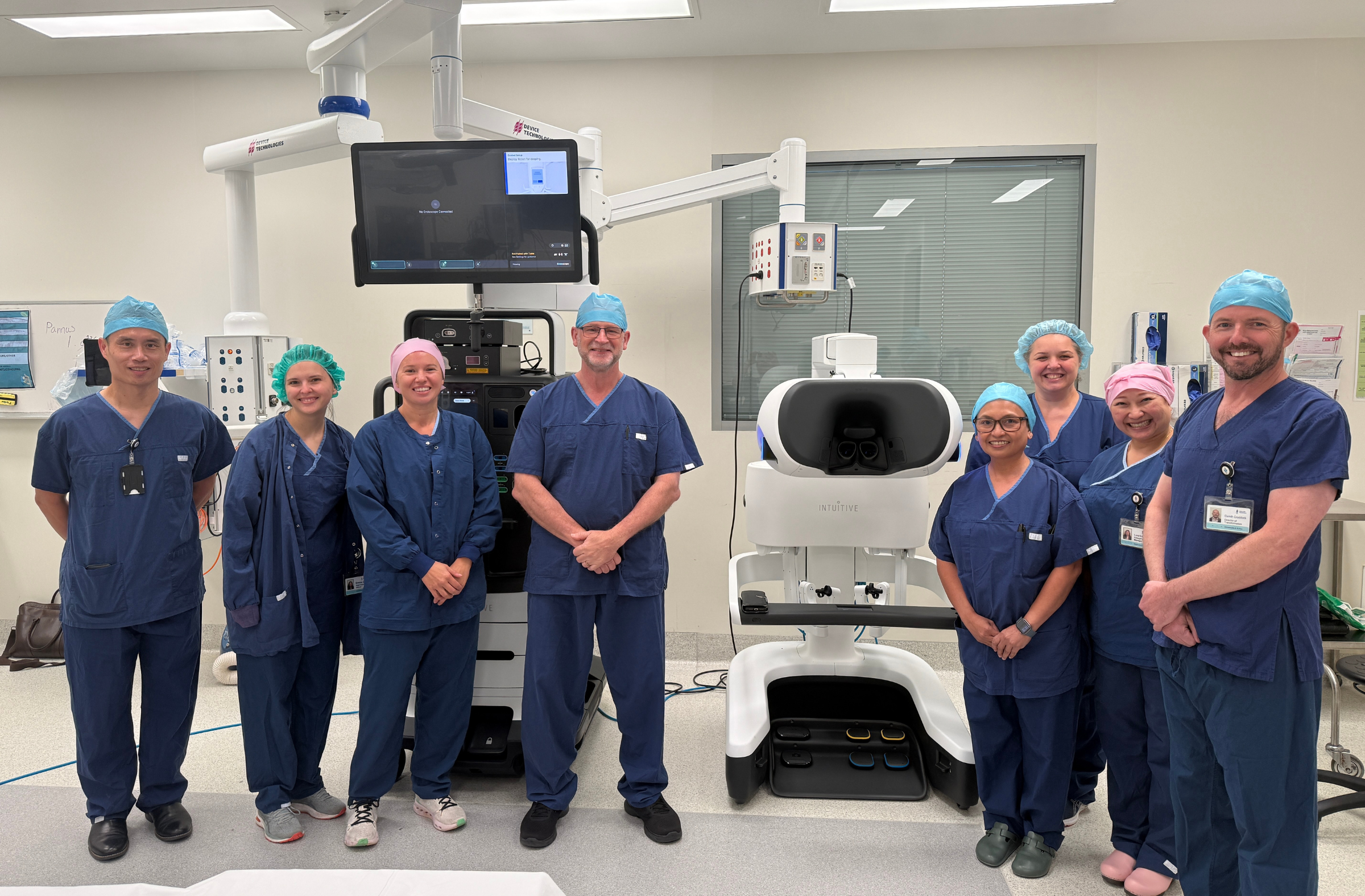 Sydney Adventist Hospital leads the way with Australia’s first da Vinci 5 surgery DV5 SAN (1) (1).png